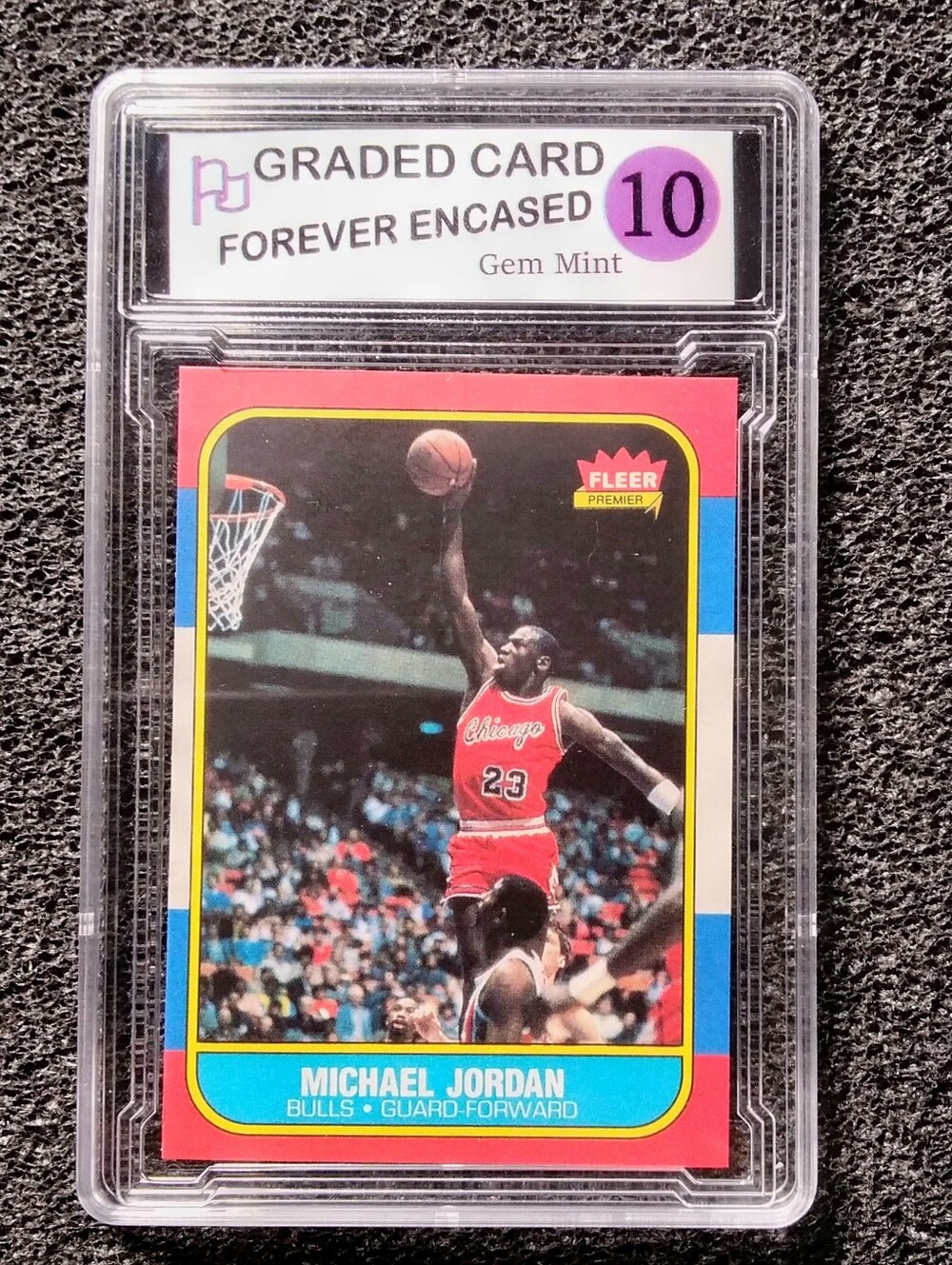 Michael Jordan Chicago Bulls HOF Fleer Basketball Rookie Card